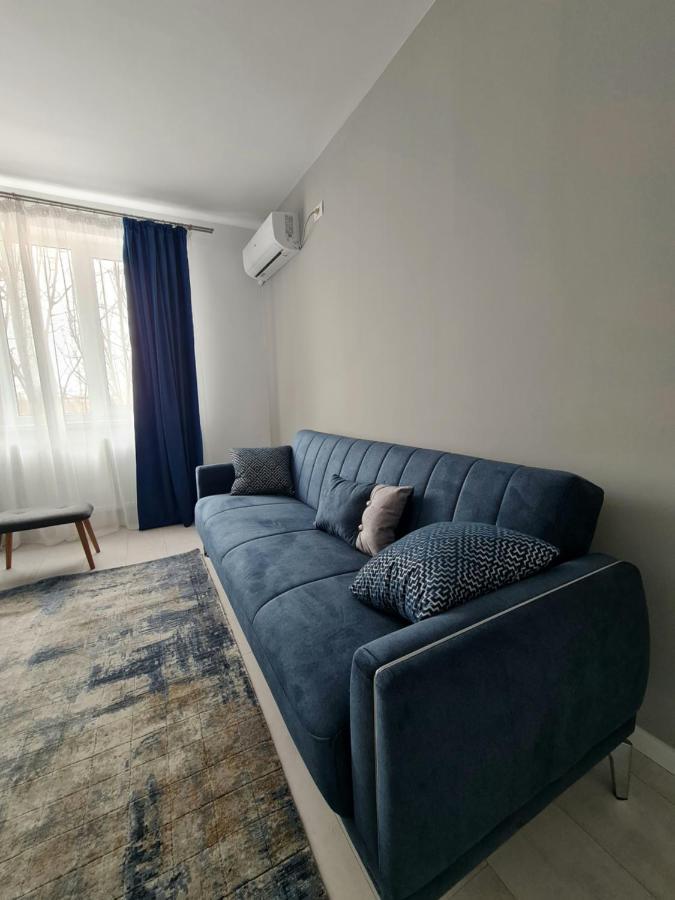 Dolphin Apartment Near Neversea Beach Constanta Exterior photo